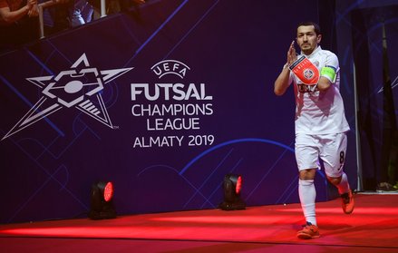 Barcelona x Kairat - UEFA Futsal Champions League 2018/19 - Meias-Finais ::  Photos :: soccerzz.com